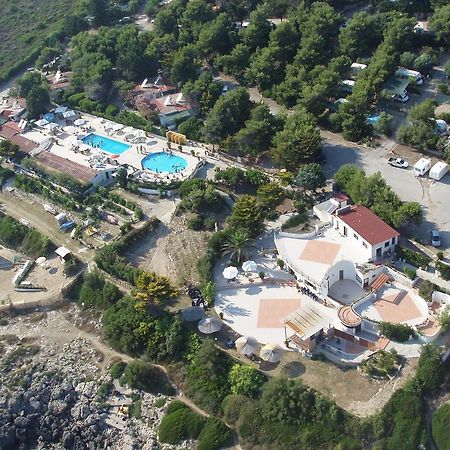 I Giardini Di Santomaj Apartamento Leporano Exterior foto